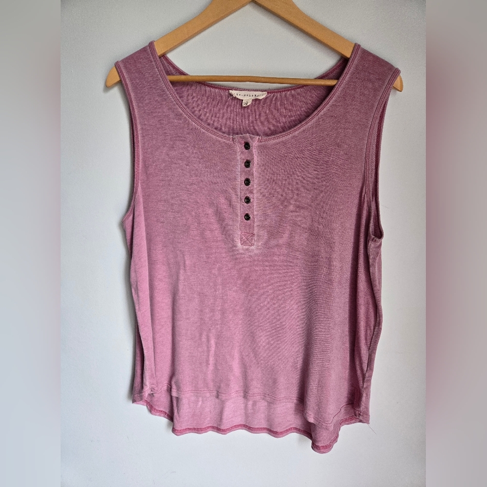 JANE AND DELANCEY Women's Sleeveless Henley Top - Pink